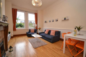 Quiet home in affluent area for consultants corporate travel lone workers FREE PARKING CLOSE TO CITY CENTRE PRIVATE COURTYARD